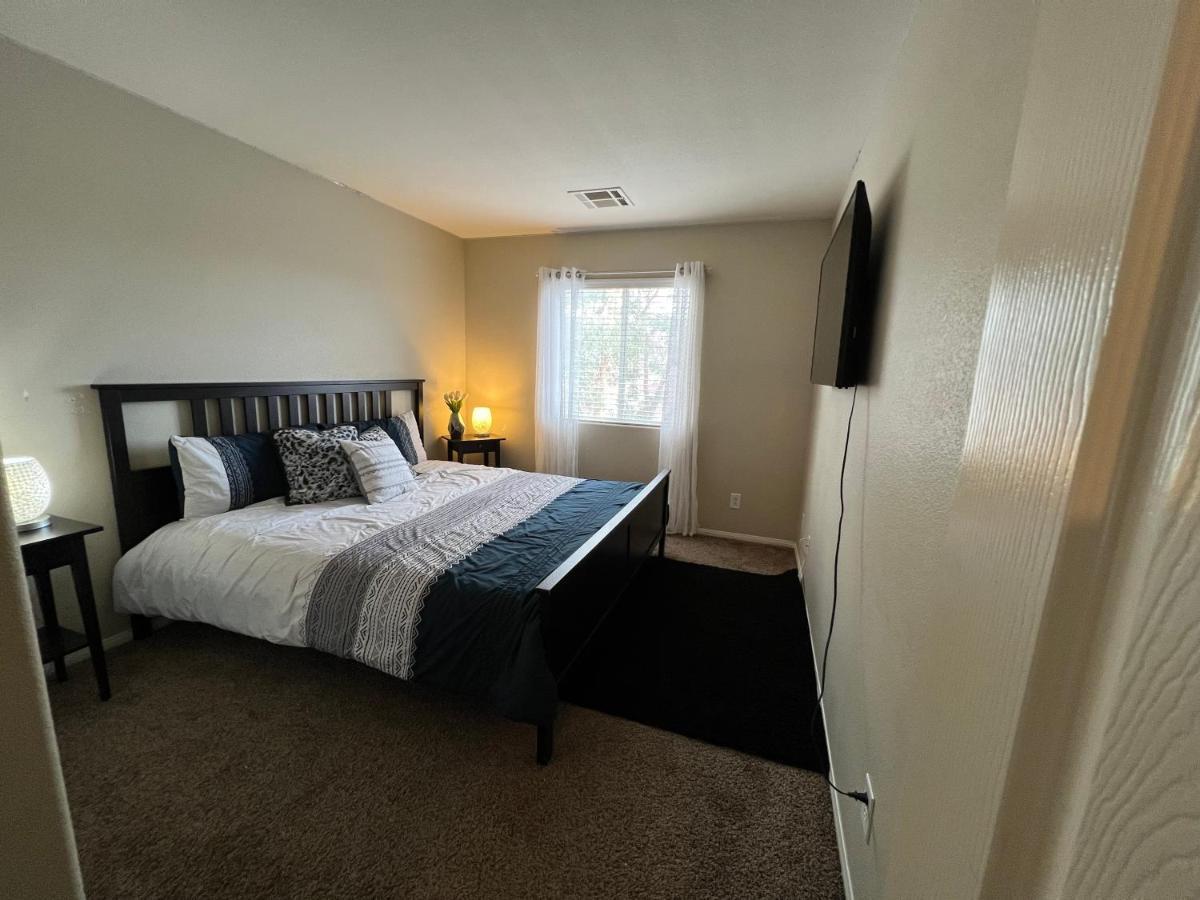 Habitación en casa particular Spacious, Chic 3bd, Sleeps 8 Convenient To Everything Las Vegas