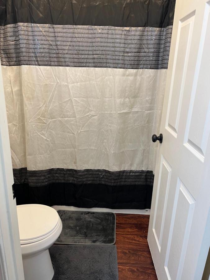 Spacious, Chic 3bd, Sleeps 8 Convenient To Everything Privatunterkunft Las Vegas